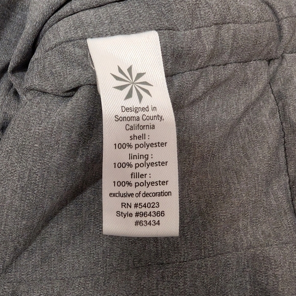 ATHLETA (XS) Gray Full Zip Quilted Insulated Vest - Picture 6 of 8